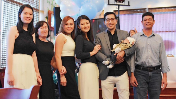 vo-chong-ngoc-lan-mo-tiec-day-thang-cho-con-trai-tai-my-5