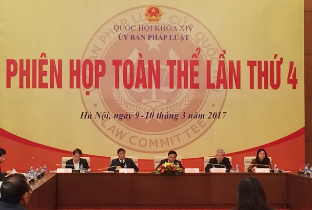 Ngày làm việc đầu tiên phiên họp toàn thể lần thứ 4, UB Pháp luật cho ý kiến về dự thảo luật sửa đổi, bổ sung một số điều của Luật Tố cáo.