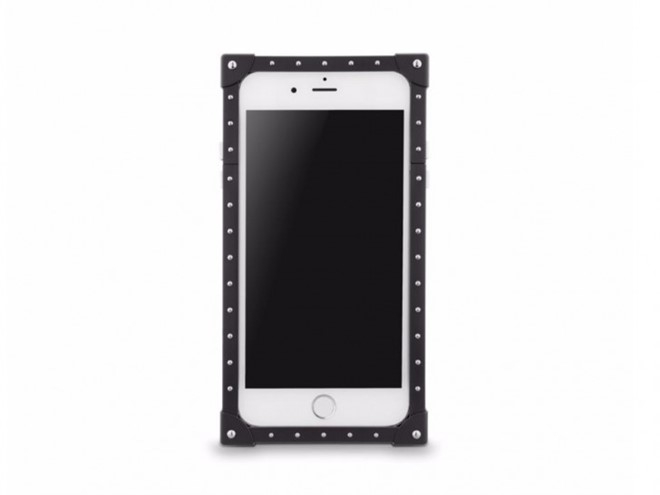 Op lung Louis Vuitton gia bang 7 chiec iPhone 7 hinh anh 2