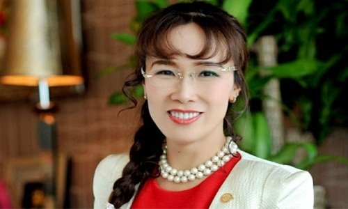 forbes xep hang nu ty phu ceo vietjet air dua vao dau? hinh anh 1