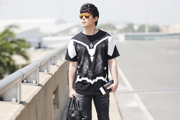 nathan-lee-dien-cay-hang-hieu-200-trieu-ra-san-bay-3