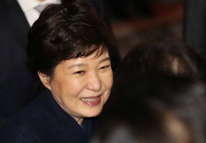 Ba Park Geun Hye sap bi tham van voi tu cach nghi can hinh anh 1