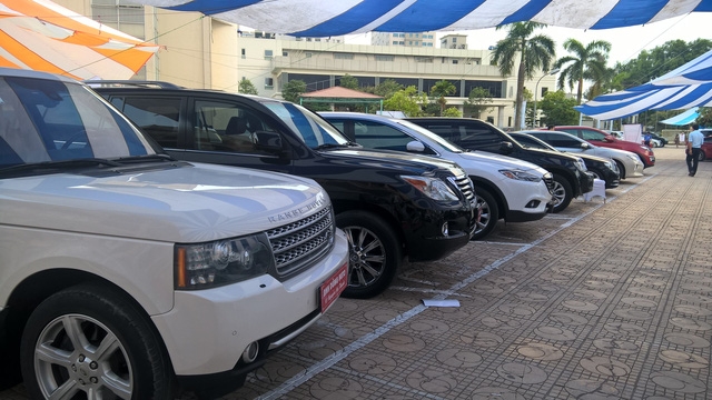  Thị trường xe cũ được nhận định sẽ tiếp tục đà giảm giá trong thời gian tới do sức ép giảm giá xe mới (ảnh Nguyễn Tuyền) 