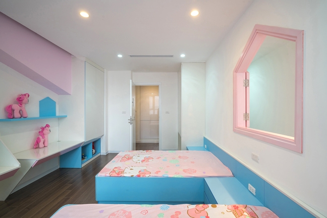 Bố mẹ Hà Nội làm phòng đẹp như cổ tích cho hai con gái