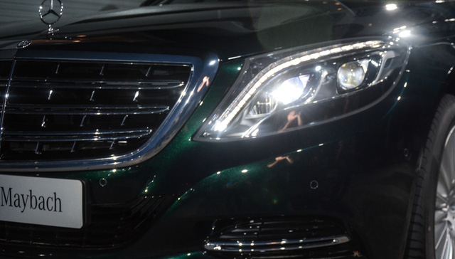 Cặp đôi Mercedes-Maybach S400 4Matic và S500 ra mắt khách hàng Việt, giá từ 6,9 tỷ Đồng - Ảnh 4. Cặp đôi Mercedes-Maybach S400 4Matic và S500 ra mắt khách hàng Việt, giá từ 6,9 tỷ Đồng - Ảnh 4.
