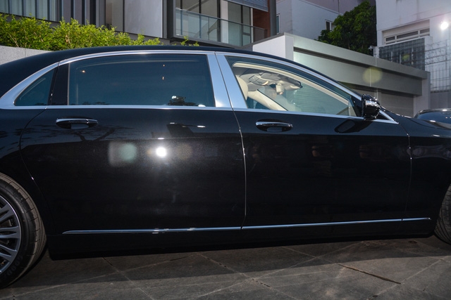 Cặp đôi Mercedes-Maybach S400 4Matic và S500 ra mắt khách hàng Việt, giá từ 6,9 tỷ Đồng - Ảnh 9. Cặp đôi Mercedes-Maybach S400 4Matic và S500 ra mắt khách hàng Việt, giá từ 6,9 tỷ Đồng - Ảnh 9.