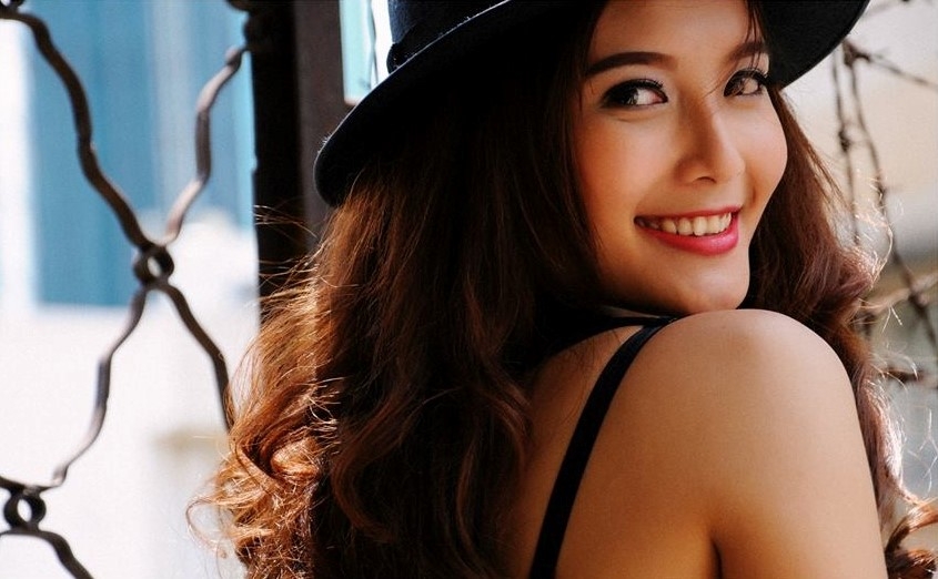 Co gai xinh dep moi day khien Soobin Hoang Son me man la ai? hinh anh 1