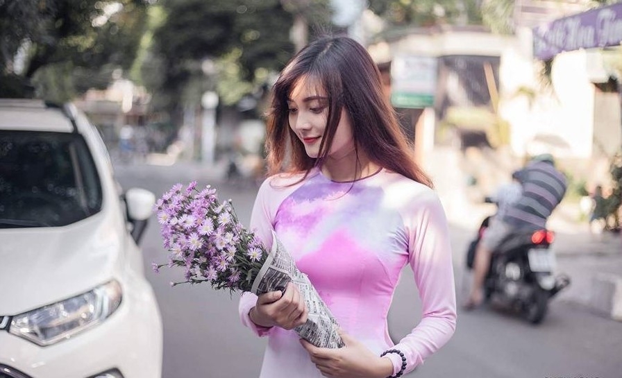 Co gai xinh dep moi day khien Soobin Hoang Son me man la ai? hinh anh 6