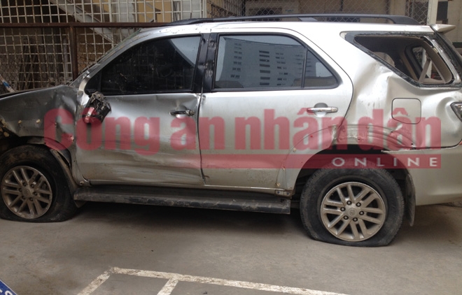can canh doi tuong, tang vat va o to bi ban ha vu 100 banh heroin hinh anh 5