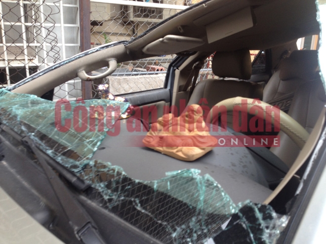 can canh doi tuong, tang vat va o to bi ban ha vu 100 banh heroin hinh anh 10