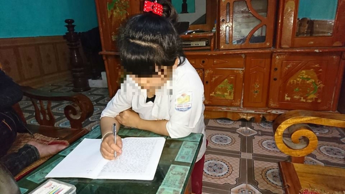 di du sinh nhat, nu sinh to bi cuong hiep ngay ben bo suoi hinh anh 1