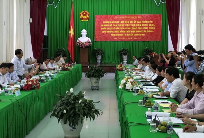 ​Đi… rửa xe cũng bị thu phí BOT 