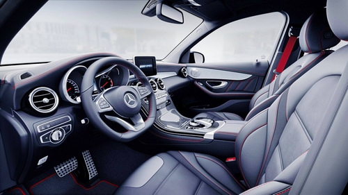 Về Việt Nam, Mercedes-AMG GLC 43 có giá 3,6 tỷ đồng - 3