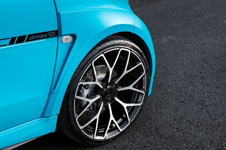 Ban do Smart Fortwo Brabus gia hon 50.000 USD hinh anh 4