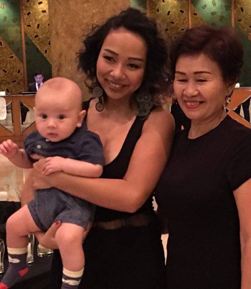 thao-trang-khoe-con-trai-gan-4-thang-tuoi-2