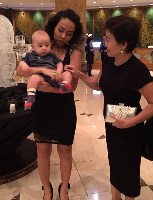 thao-trang-khoe-con-trai-gan-4-thang-tuoi-3
