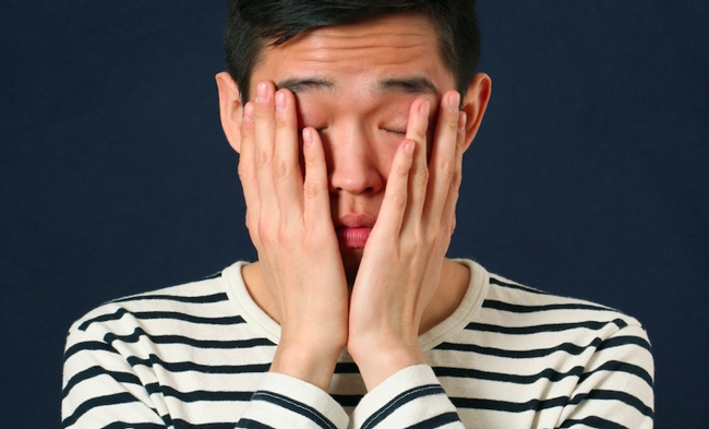 dau hieu cua mot anh chang cuc kem coi trong chuyen chan goi - 2