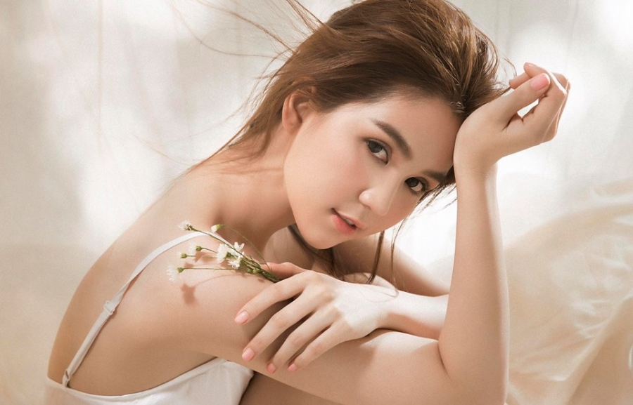 Ngọc Trinh sexy nóng bỏng, người tình cũ có tiếc sau 2 tháng chia tay? hình ảnh 3 ngoc trinh sexy nong bong, nguoi tinh cu co tiec sau 2 thang chia tay? hinh anh 3
