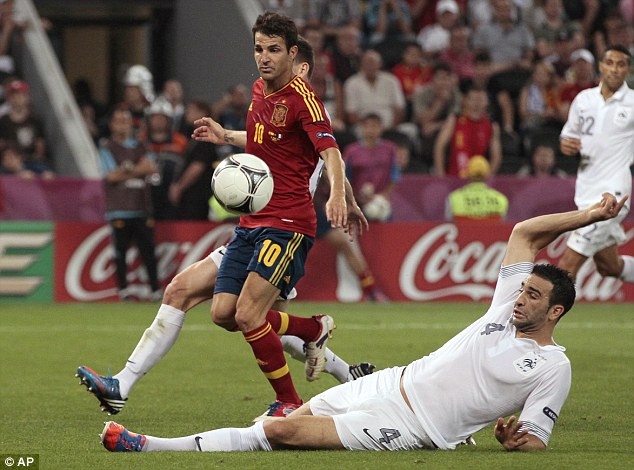  Tây Ban Nha mới đánh bại Pháp 2-0 ở Euro 2012 