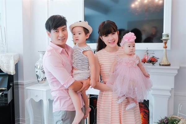 Showbiz Việt mấy ai vừa khéo chiều chồng lại khéo chăm con như những sao nữ này! - Ảnh 11.
