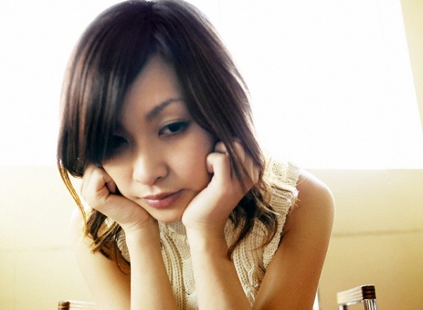 Ngày ra mắt nhà bạn trai, tôi muối mặt vì bị cô hàng xóm chơi cho một vố đau đớn - Ảnh 2.