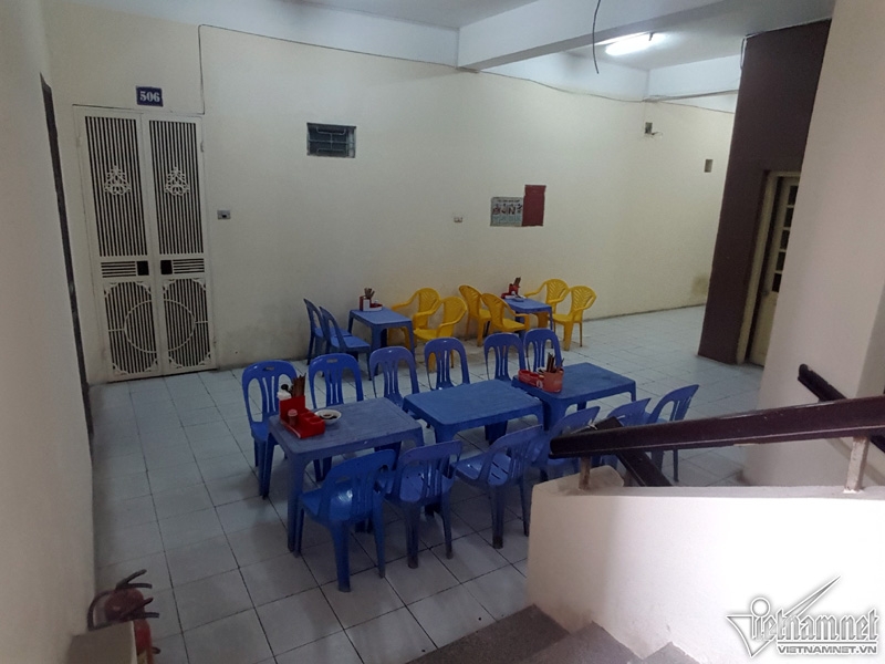 dẹp vỉa hè, quán ăn chui gầm cầu thang