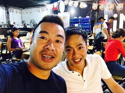 sau huy ket ban, cuong do la vui ve di an dem voi ha vi hinh anh 1