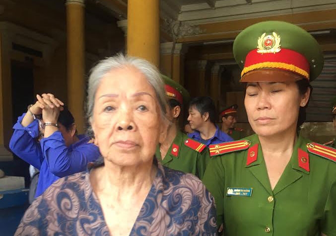 buôn ma túy, cụ bà buôn ma túy, hàng trắng, phá đường dây ma túy, heroin