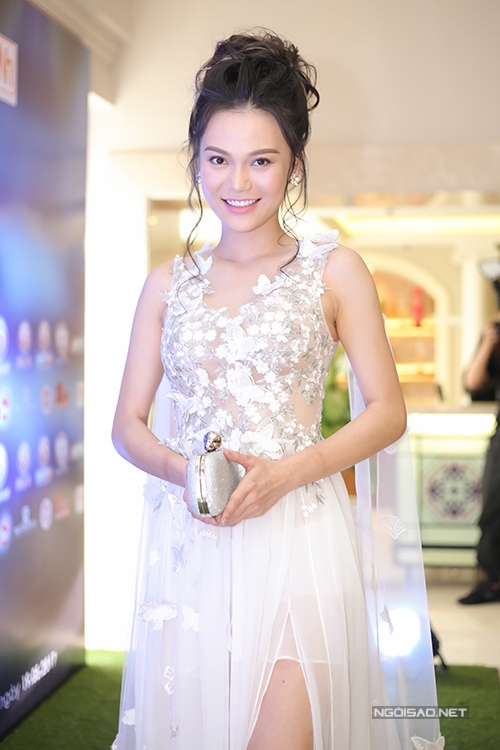 phuong-thanh-bat-ngo-khi-bi-nghi-dang-yeu-phi-cong-tre-10