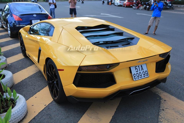 Lamborghini Aventador biển tứ quý 9 được đưa đi làm đẹp - Ảnh 5.