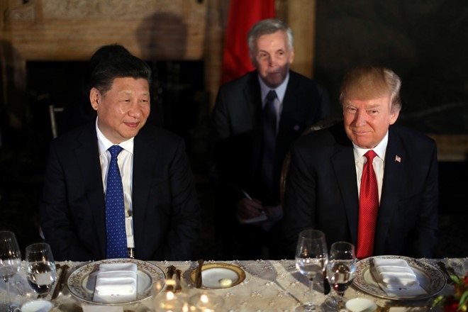 Tan cong Syria: Trump gui thong diep den Trieu Tien, Bac Kinh hinh anh 1