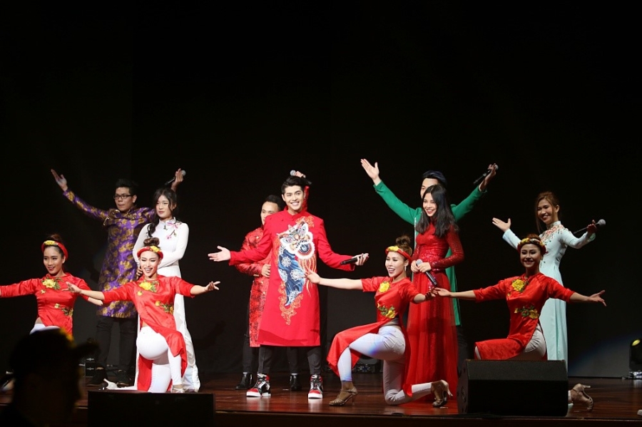 Mai Ngo, Chau Bui doat giai Anh huong chau A 2017 hinh anh 3