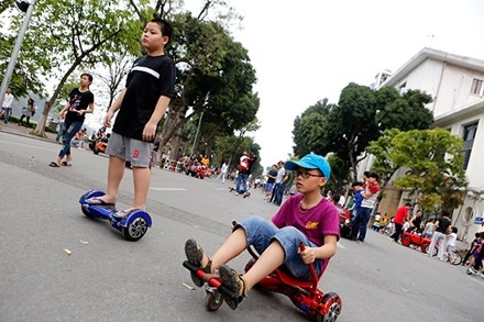 Kiếm tiền triệu mỗi ngày nhờ cho thuê ô tô điện Trung Quốc ảnh 14