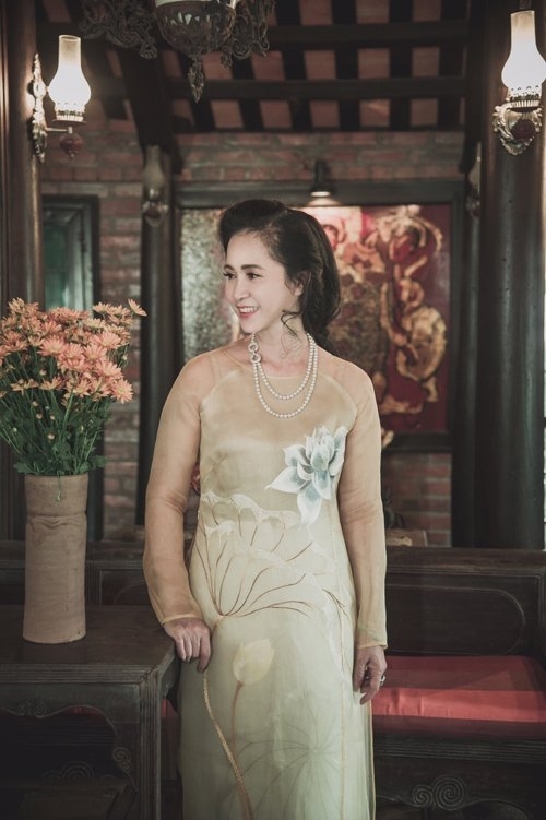 ve dep doi thuc gay bat ngo cua ba me chong khet tieng sam soi nhat viet nam - 6