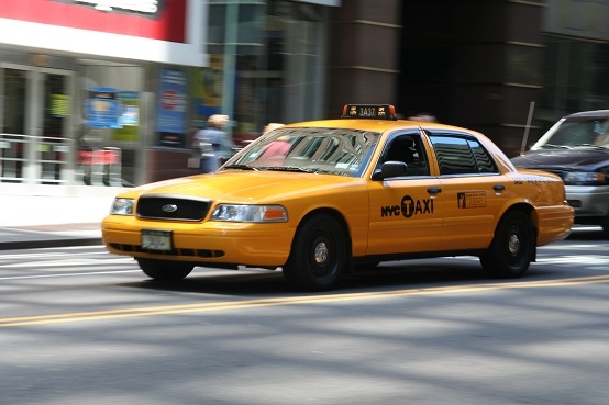 co gai my 23 tuoi bi bat vi cuop, hiep nam tai xe taxi hinh anh 1