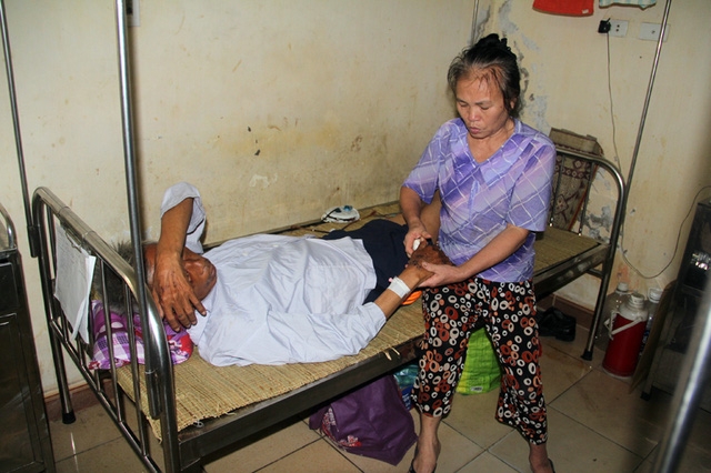 Ông Thanh đang được điều trị tại Bệnh viện ĐK Hà Tĩnh và sức khỏe đã dần ổn định.