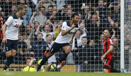 harry-kane-toa-sang-tottenham-con-cach-chelsea-bon-diem-1
