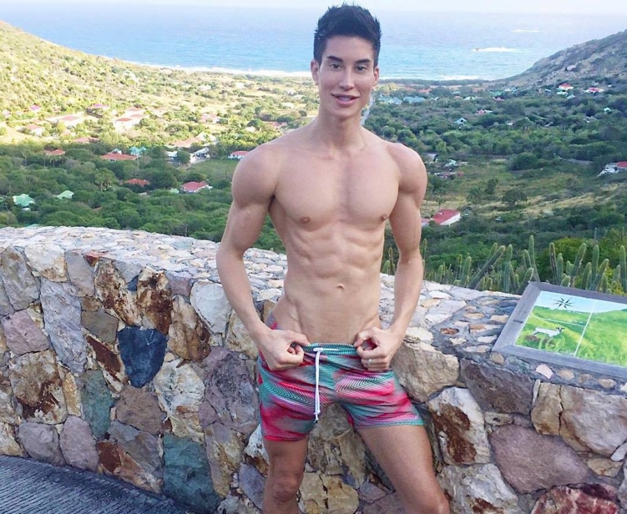 Sau 490 lan dao keo, 'bup be Ken' mo dich vu phau thuat tham my hinh anh 5