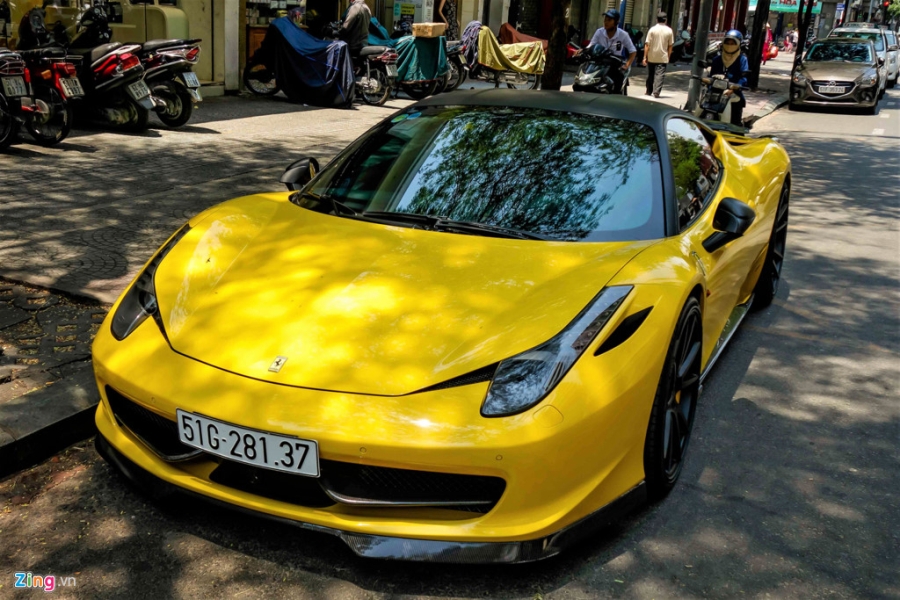 Sieu xe Ferrari doi cu o Sai Gon lot xac nho goi do carbon hinh anh 2