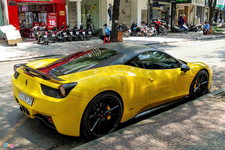 Sieu xe Ferrari doi cu o Sai Gon lot xac nho goi do carbon hinh anh 4