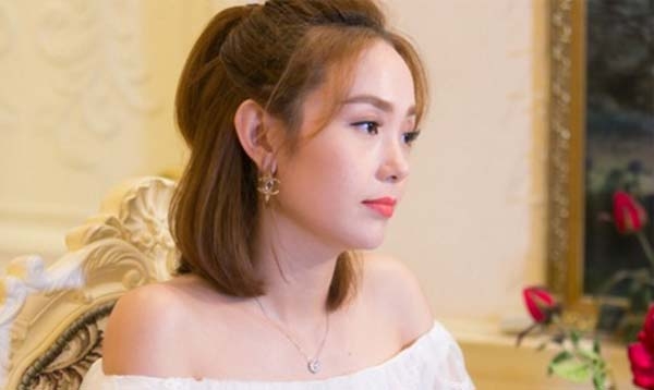 Minh Hằng: Đi tìm sự thật hay tự biến mình thành quân cờ câu khách của The Face 2017? - Ảnh 1.