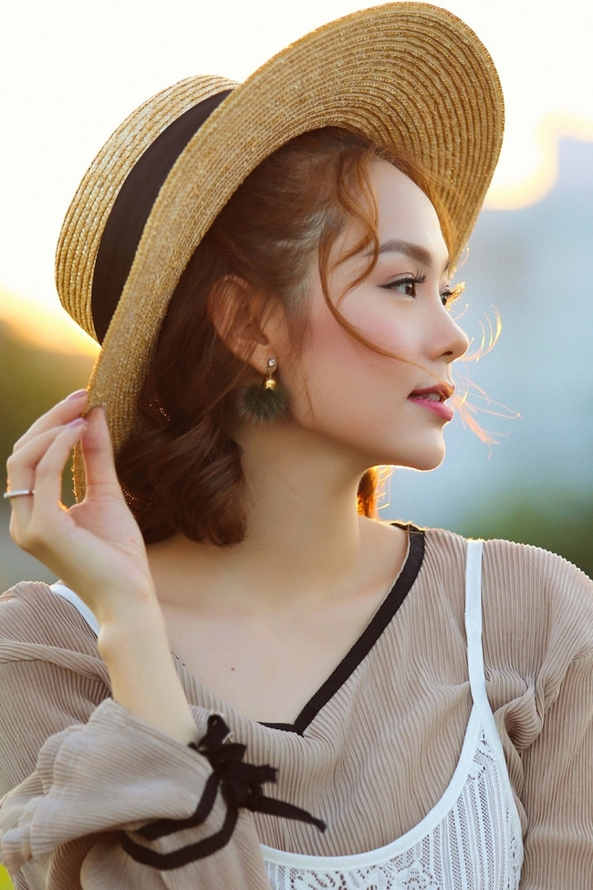 Minh Hằng: Đi tìm sự thật hay tự biến mình thành quân cờ câu khách của The Face 2017? - Ảnh 8.