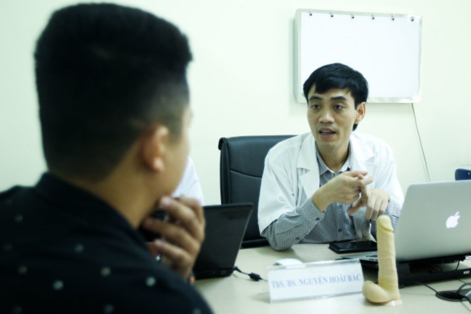 Thu thuat tra lai su tu tin cho 'cau nho' khi quy ong mac benh kho noi hinh anh 1