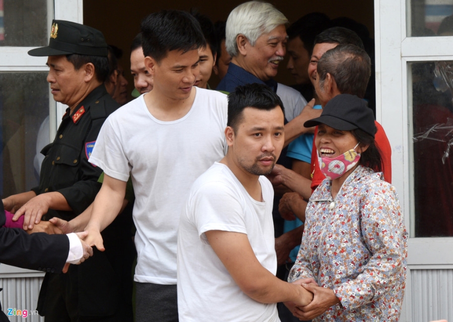 Tha 19 nguoi, khong truy cuu trach nhiem hinh su dan Dong Tam hinh anh 12