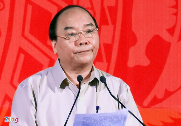 Thu tuong dang doi thoai voi hang nghin cong nhan o Da Nang hinh anh 1