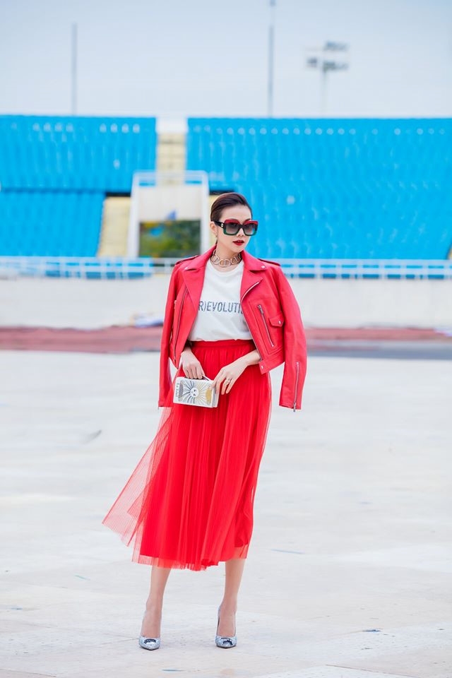 Midu, Chi Pu mac dep nhat tuan qua hinh anh 3