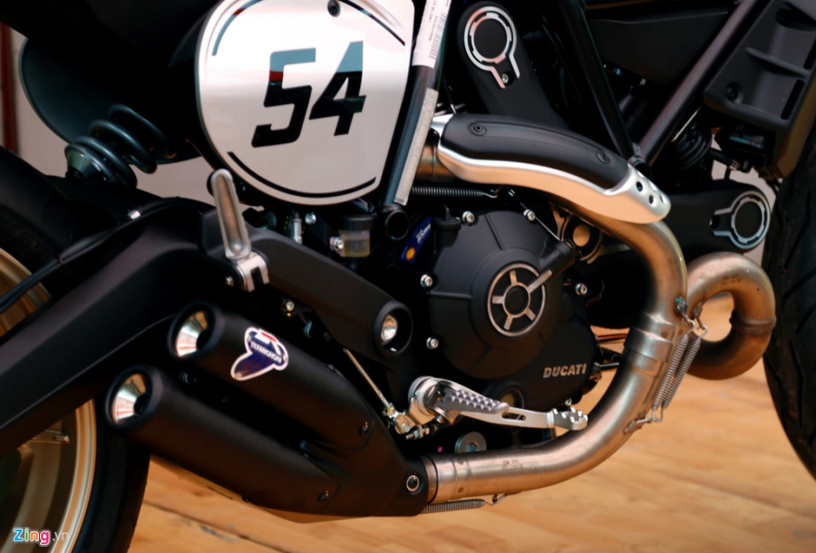Chi tiet Ducati Scrambler Cafe Racer dau tien Viet Nam hinh anh 12