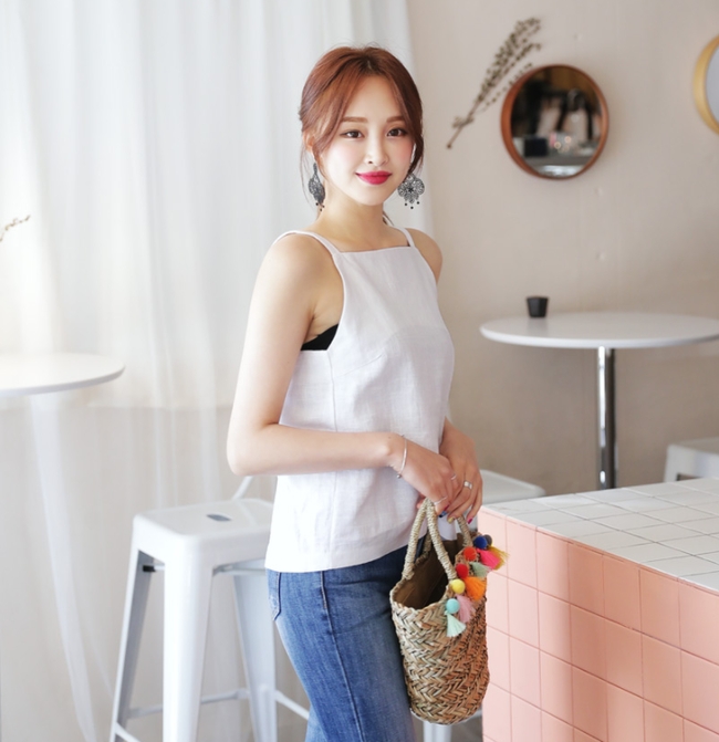 Diện đồ trơn màu đúng cách để tạo nên set đồ không nhạt nhẽo như các nàng vẫn tưởng - Ảnh 5.