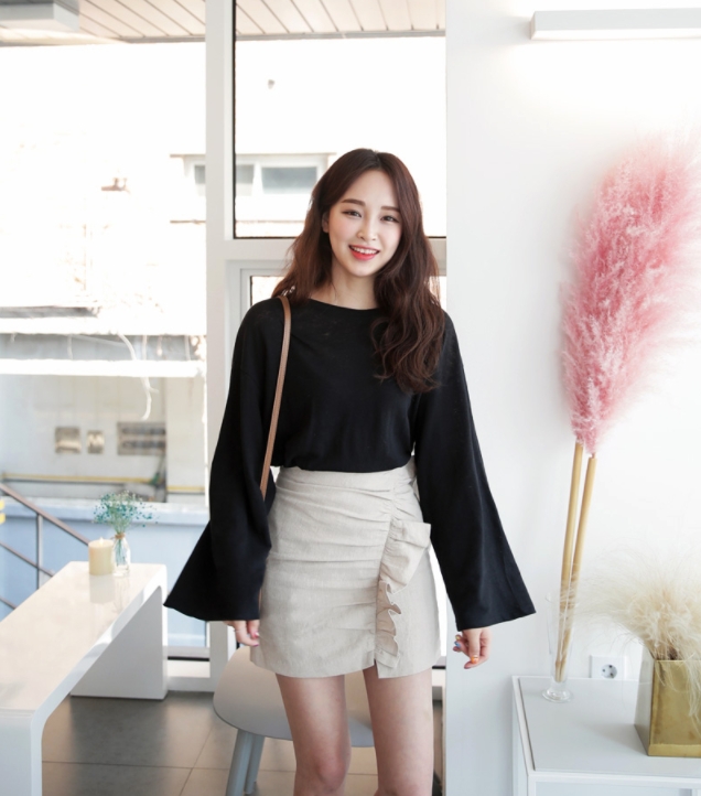 Diện đồ trơn màu đúng cách để tạo nên set đồ không nhạt nhẽo như các nàng vẫn tưởng - Ảnh 8.
