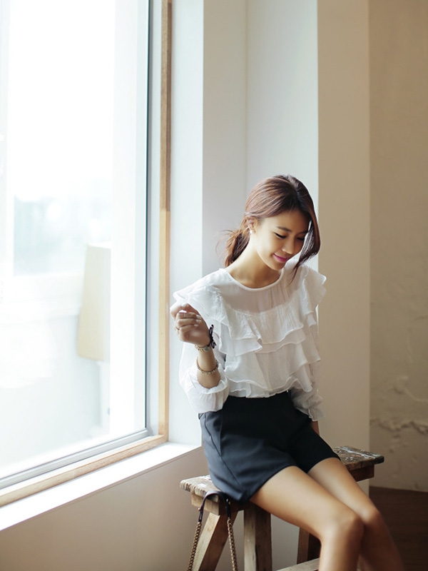 Diện đồ trơn màu đúng cách để tạo nên set đồ không nhạt nhẽo như các nàng vẫn tưởng - Ảnh 13.